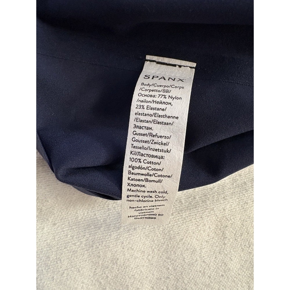 NEW Spanx Thong Undie-Tectable Thong Panty SP0115 Dark Sapphire Blue 2Xlarge - Picture 4 of 6